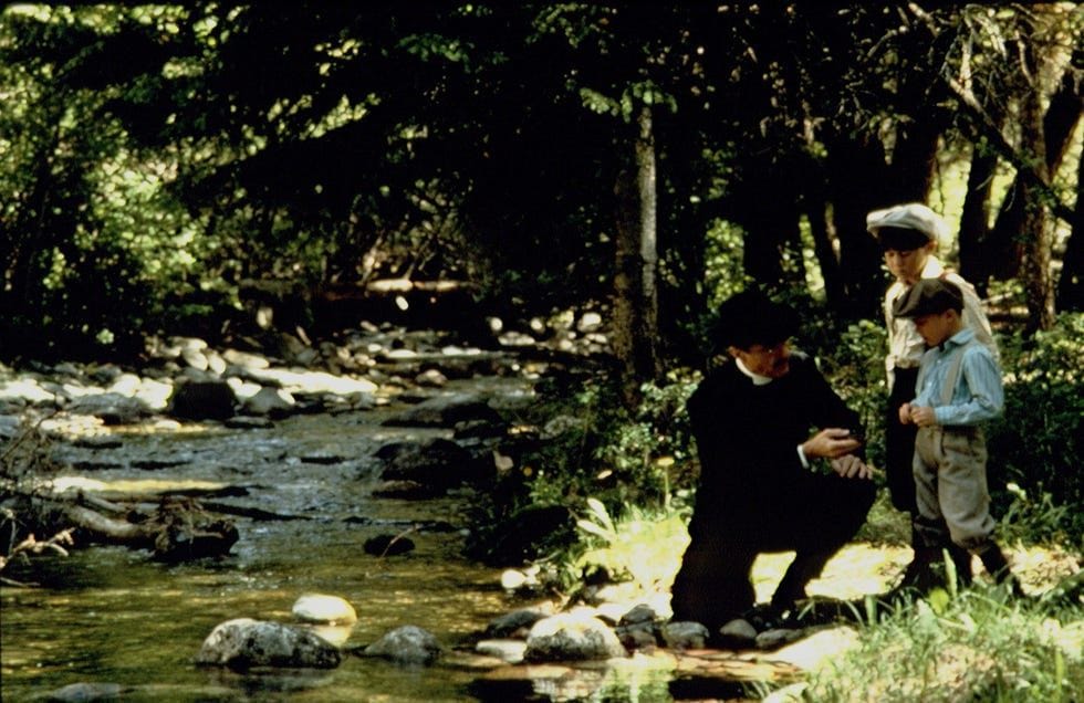 Robert Redford directing A River Runs Through It - the filmmaker who showed Sheridan what Montana storytelling could be